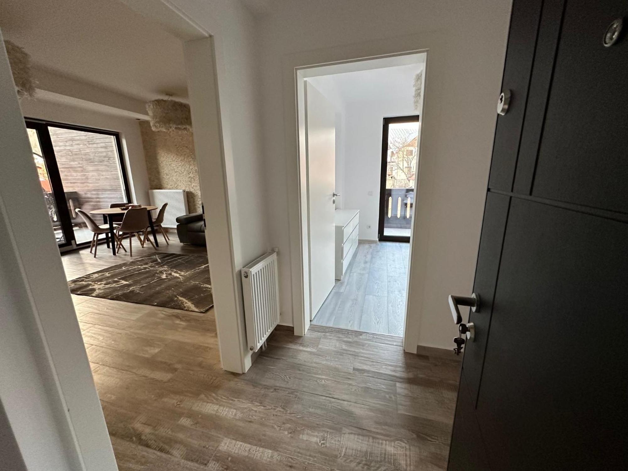 The View Apartment Buşteni Buitenkant foto
